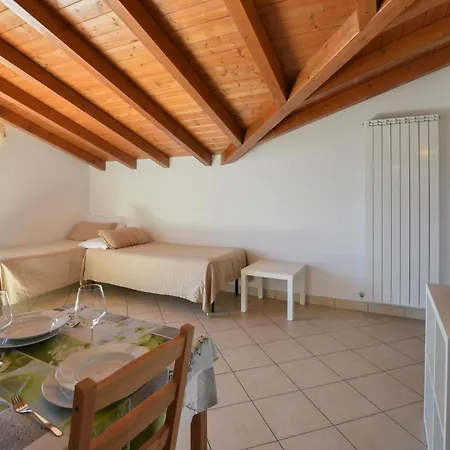 1 Bedroom Beautiful In Domaso