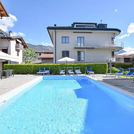 1 Bedroom Beautiful In Appartement *